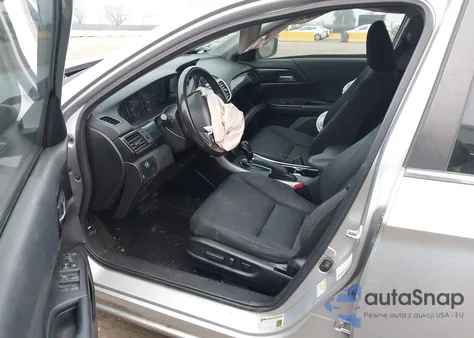 2013 Honda Accord Sport z USA, uszkodzony, nr VIN 1HGCR2F5XDA193843